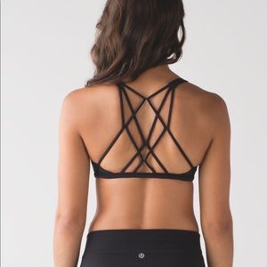 Lululemon Free to Be Zen size 6 Black